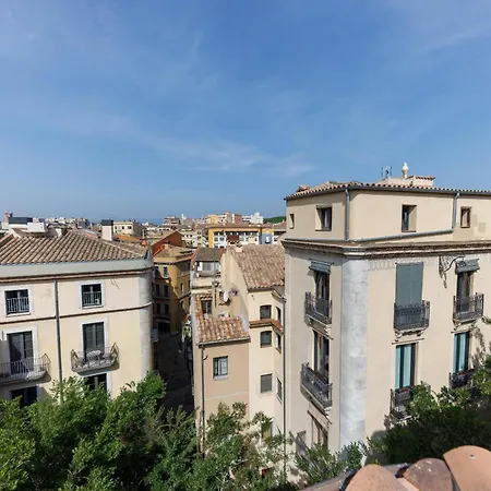 Daire Bravissimo Vivaldi 4-5c, Monthly Girona