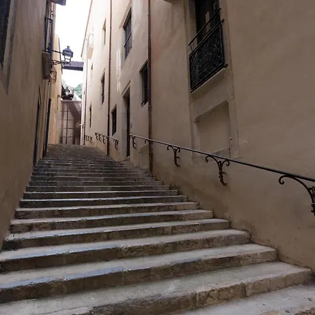 Bravissimo Vivaldi 4-5c, Monthly Apartment Girona