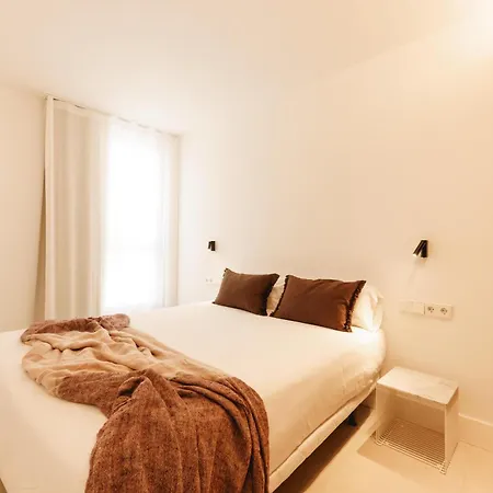 Bravissimo Vivaldi 4-5c, Monthly Apartment *